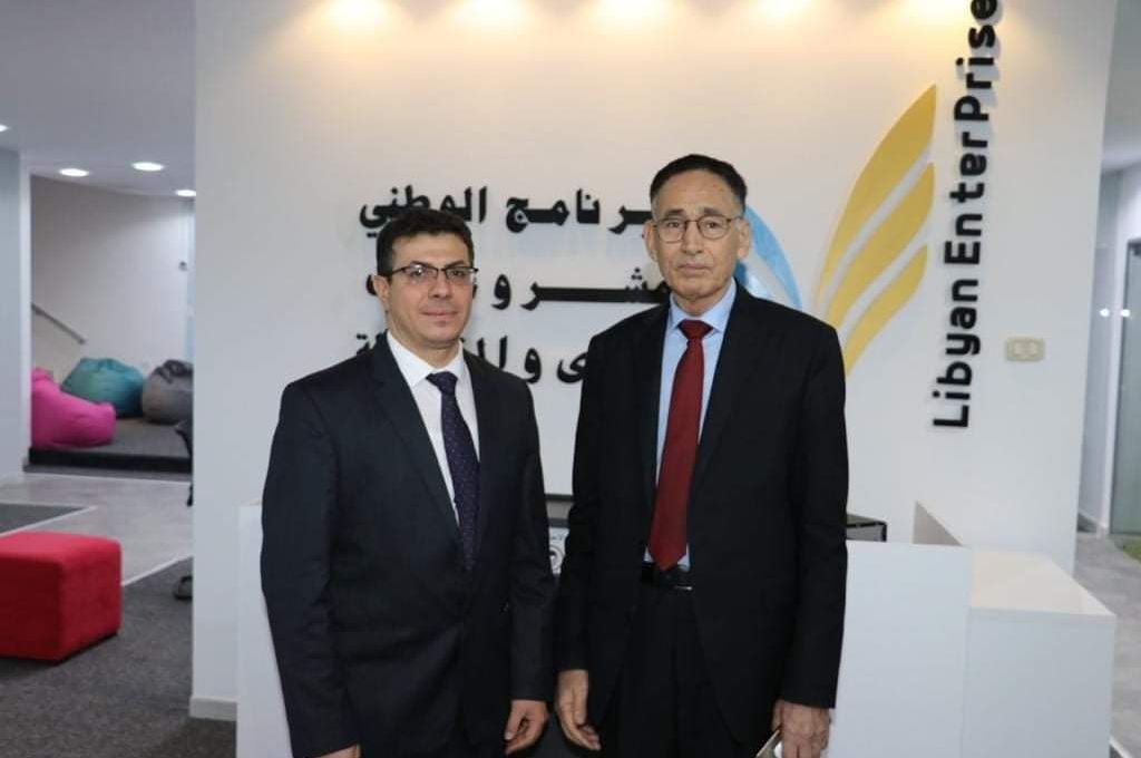 "الحويج" يقوم بزيارة تفقدية للبرنامج الوطني للمشروعات الصغرى والمتوسطة