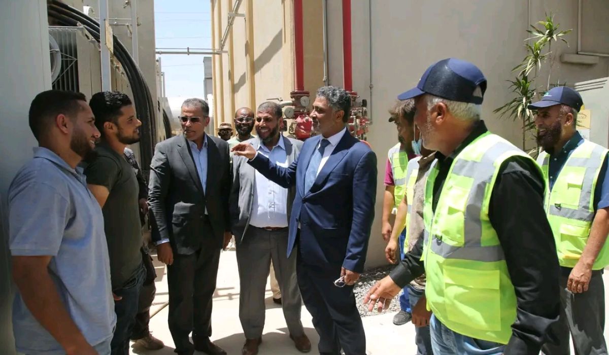 "العبدلي" يقوم بزيارة إلى محطة كهرباء جنوب طرابلس الغازية