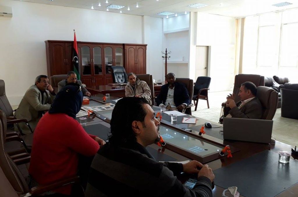 البدء فى تطبيق الإجراءات الواردة فى الدليل التشغيلى لمستودعات المطارات