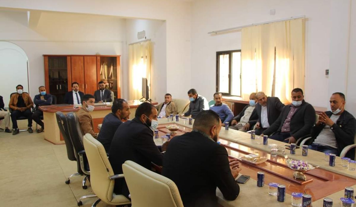 بلدي السواني يجتمع مع الخدمات المالية بالبلدية