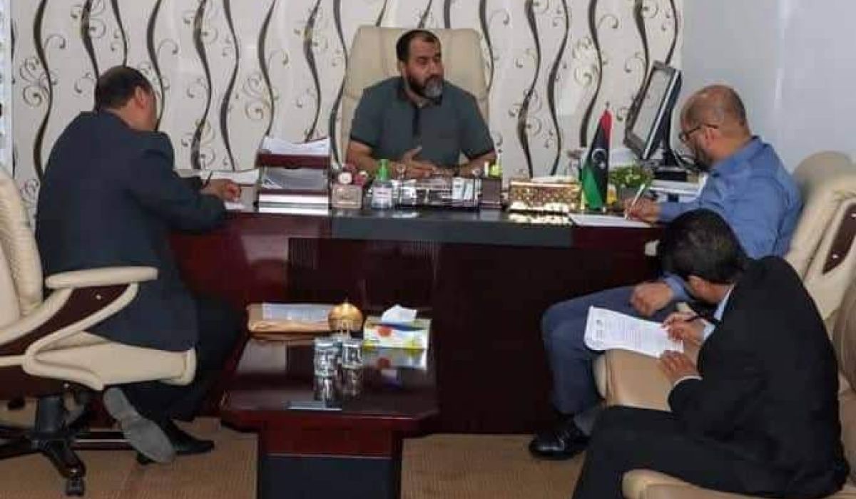 "الحاسي" يبحث لوضع تصور لتوحيد وإنهاء الإنقسام بهيئة الرقابة الإدارية