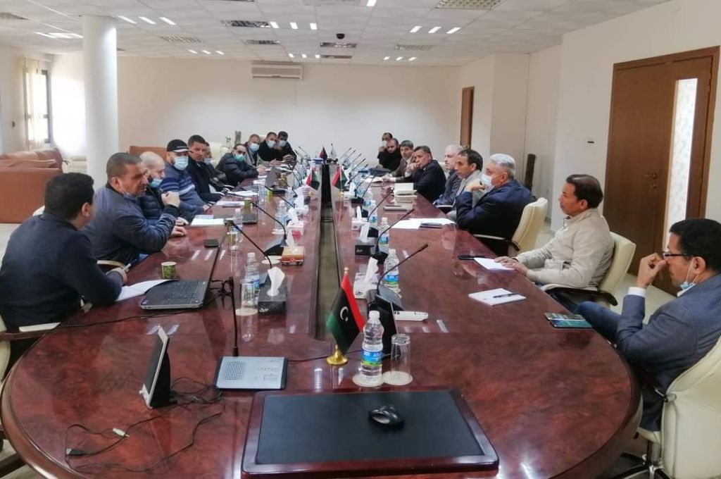 بعد عودته من جمهورية مصر العربية .. المنفي يلتقي بعمداء بلديات المنطقة الشرقية