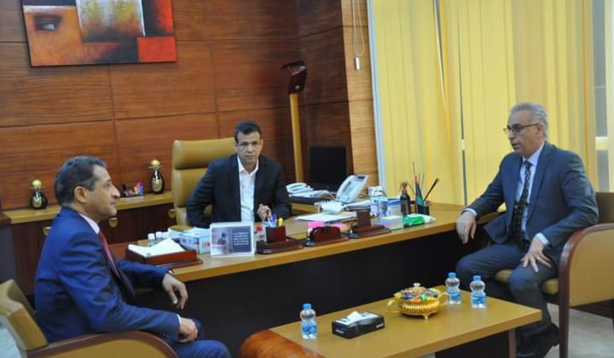نائب رئيس الوزراء يجتمع مع وزير الاسكان والتعمير لمناقشة مشاريع الاسكان في المنطقة الجنوبية