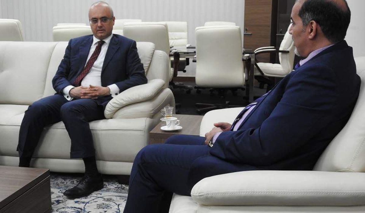كاجمان يجتمع مع السفير التركي لدى ليبيا بخصوص قضية اختطاف المهندسين الأتراك