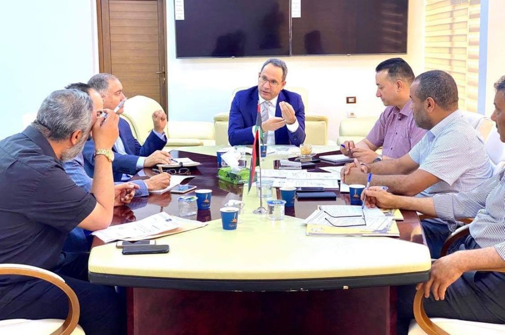 الرئاسي يناقش طلبات الجهات الحكومية بشأن دعمها من ميزانية الطوارئ