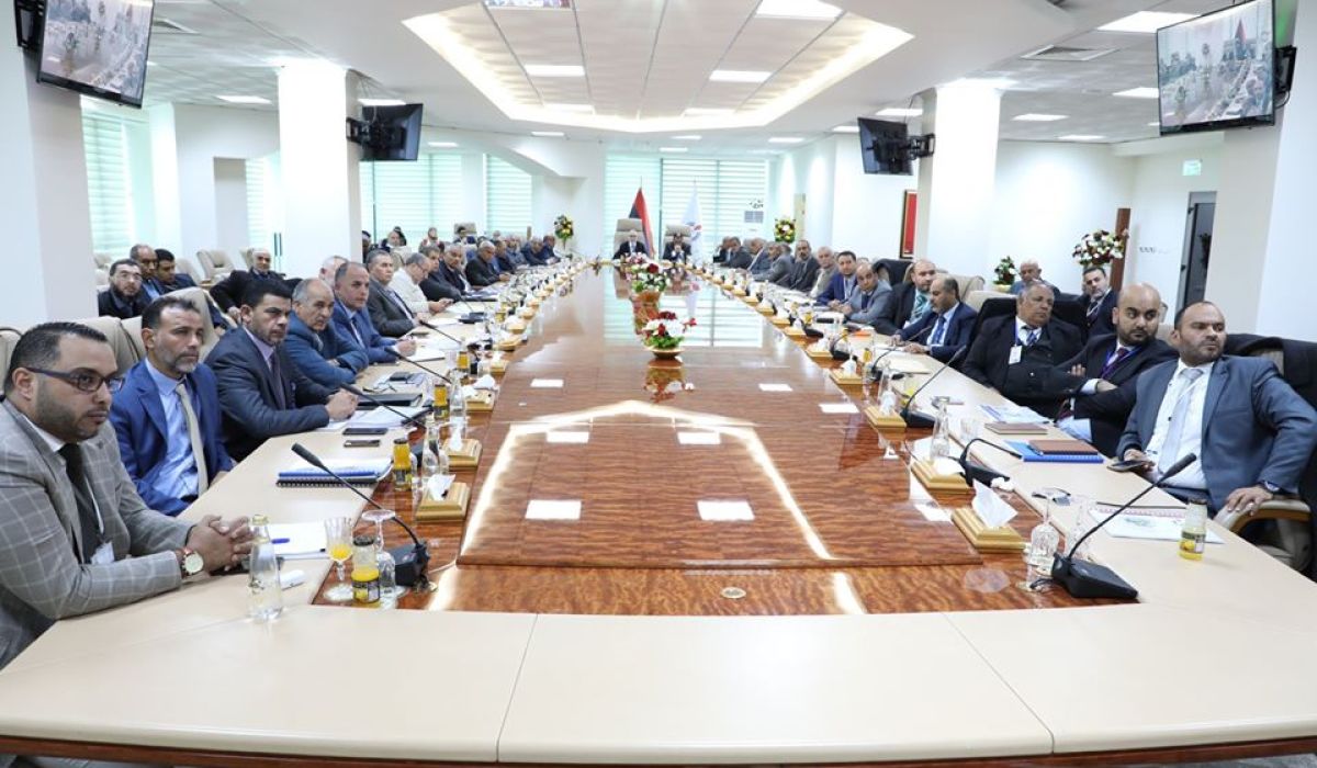"صنع الله" يناقش نشاط شركة الواحة للنفط وميزانيتها لسنة 2020
