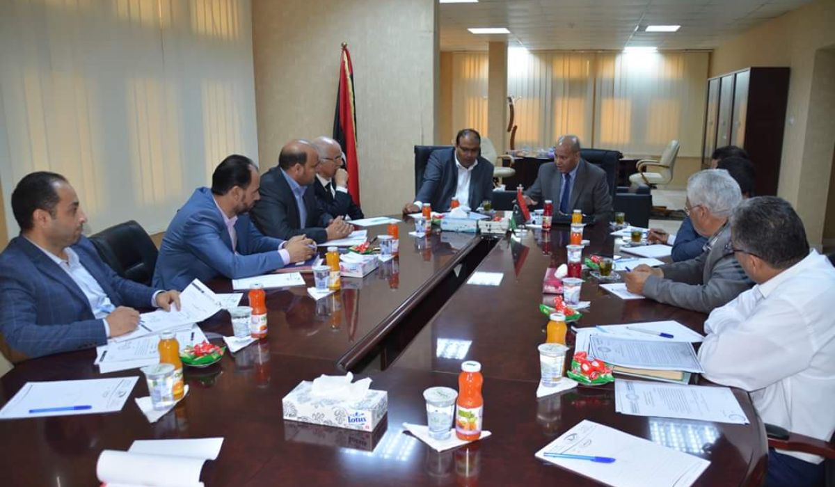 رئيس هيئة الرقابة الإدارية يناقش مع المجبري مقترحات الترتيبات المالية لسنة 2018