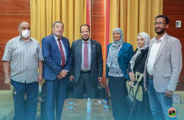 " عون " يبحث مع شركة توتال انرجي المشاريع المستقبلية في مجالات إنتاج النفط والغاز والطاقة البديلة