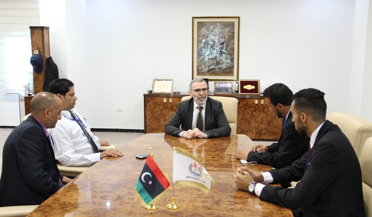 صنع الله يحذر من المساس بحقوق عمالية مكتسبة