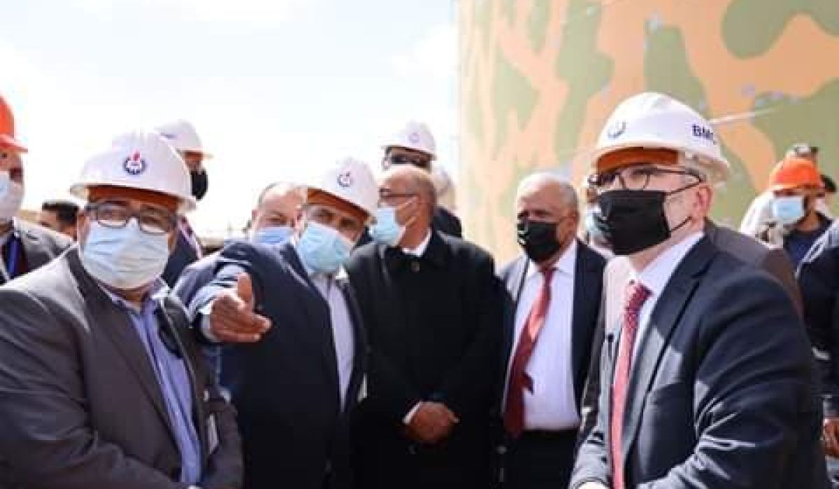 " صنع الله " في زيارة تفقدية لمستودع طرابلس التابع للبريقة لتسويق النفط