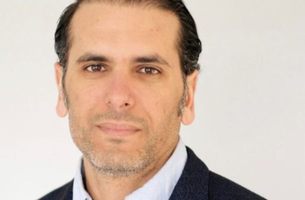 خاص.. مصرف الوحدة يعلن إنطلاق خدمة السحب النقدي عن طريق الهاتف .. وهذه التفاصيل