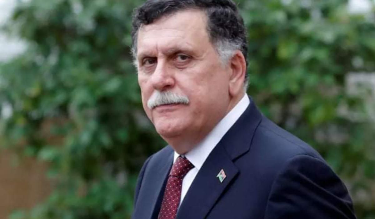 بدعوات أممية وسلطات تنفيذية .. "السراج" يتراجع عن قرار استقالته