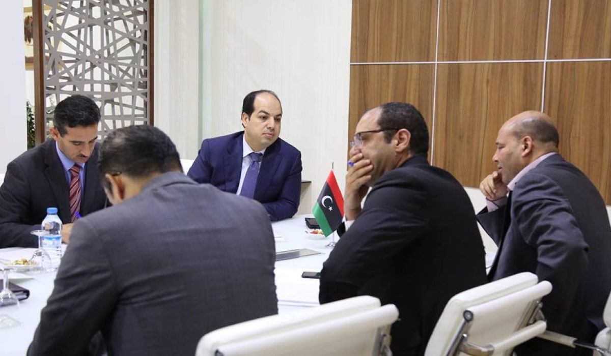 معيتيق والمجبري يناقشان مع وزير التعليم المشاكل المالية للطلبة الدارسين في الخارج