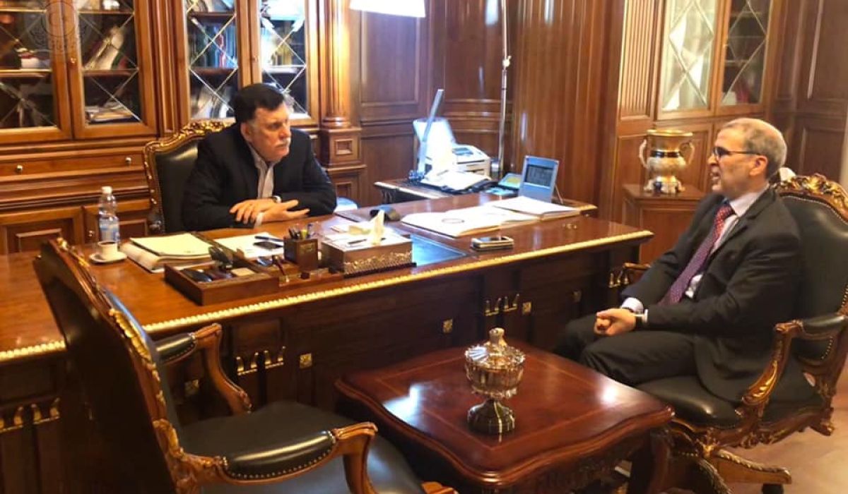 الرئاسي يبحث التحديات التى تواجه قطاع النفط والغاز وصنع الله يؤكد أن عمليات التصدير تواجه تهديدًا مباشرًا