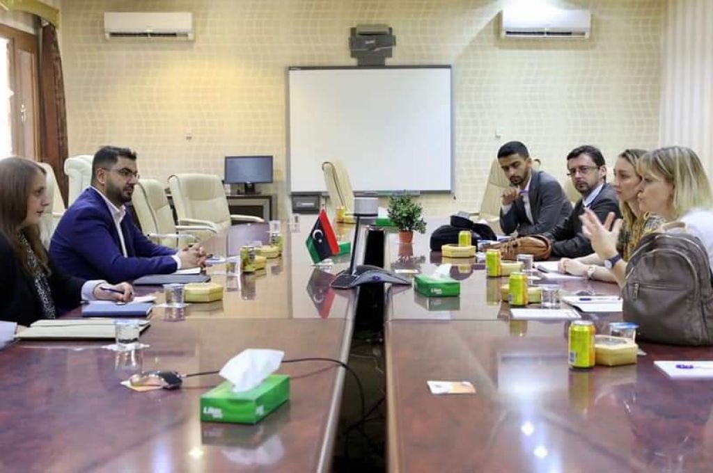 " الدعم المركزي " يضبط أدوية منتهية الصلاحية