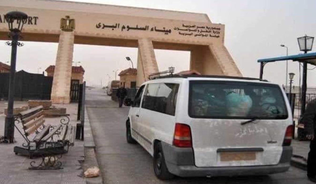 مسئولو منفذ امساعد يناشدون السلطات المصرية بالسماح لحاملي الجوازات الصادرة من درنة بالدخول لأراضيها