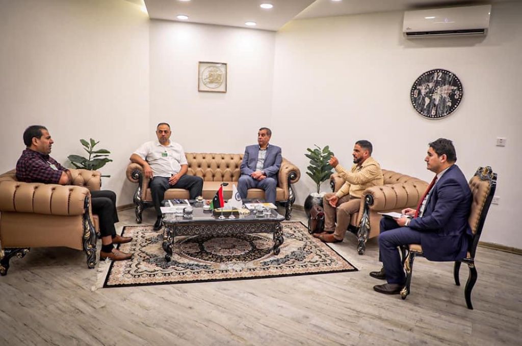الدبيبة يصدر تعليماته لجهاز الإسعاف الطائر ووزارة الصحة لمتابعة أوضاع المصابين بحريق صهريج الوقود بمنطقة بنت بيه