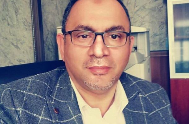 خاص: التجاري يوقف "حمدي رضوان" عن العمل.. والمركزي بالبيضاء يلغي القرار.. ومسؤول يوضح