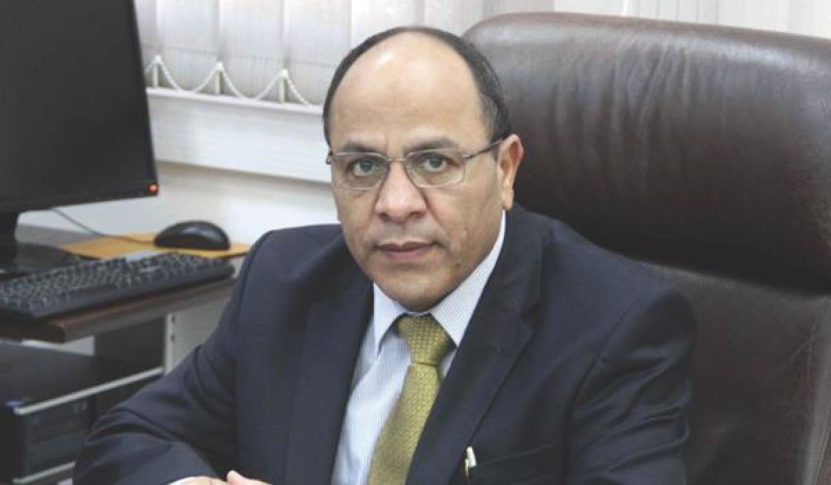 الخليج العربي تستكمل إجراءاتها المالية والقانونية وتوقع عقد التأمين الصحي