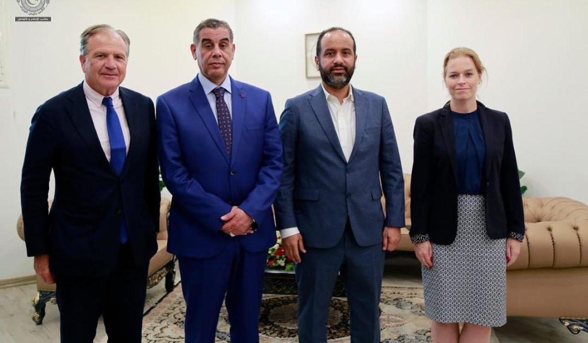 الحكومة الليبية تناقش مع سفير هولندا لدى ليبيا سبل التعاون بين البلدين