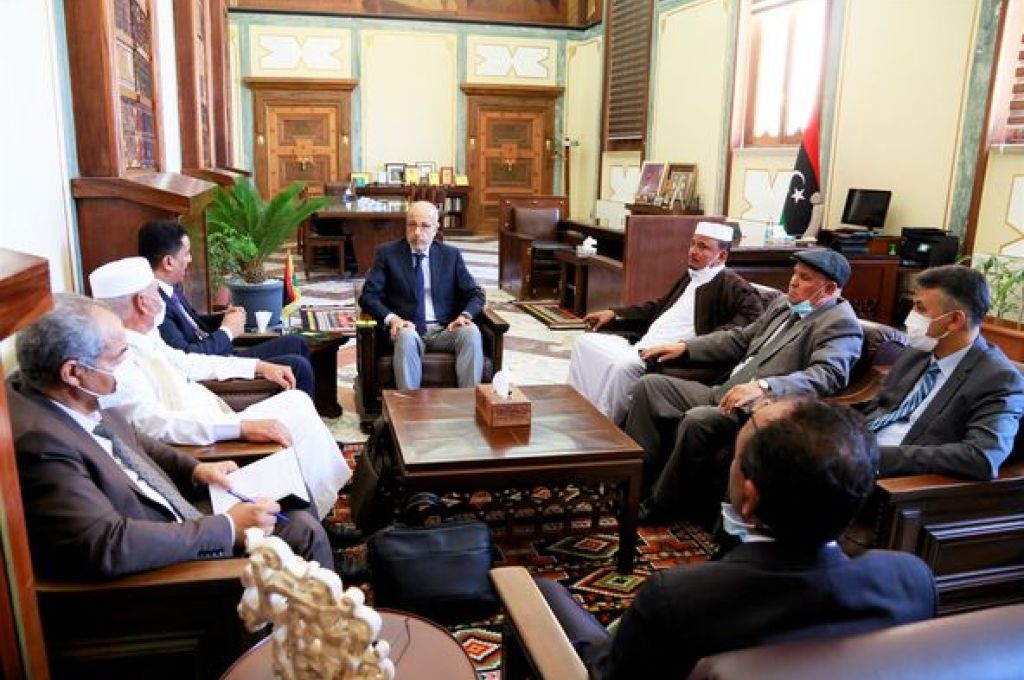 بخصوص تضمين قوانين زيادة المرتبات وعدة مواضيع ..النواب يستدعون الحكومة بعد تعليق جلسة اليوم