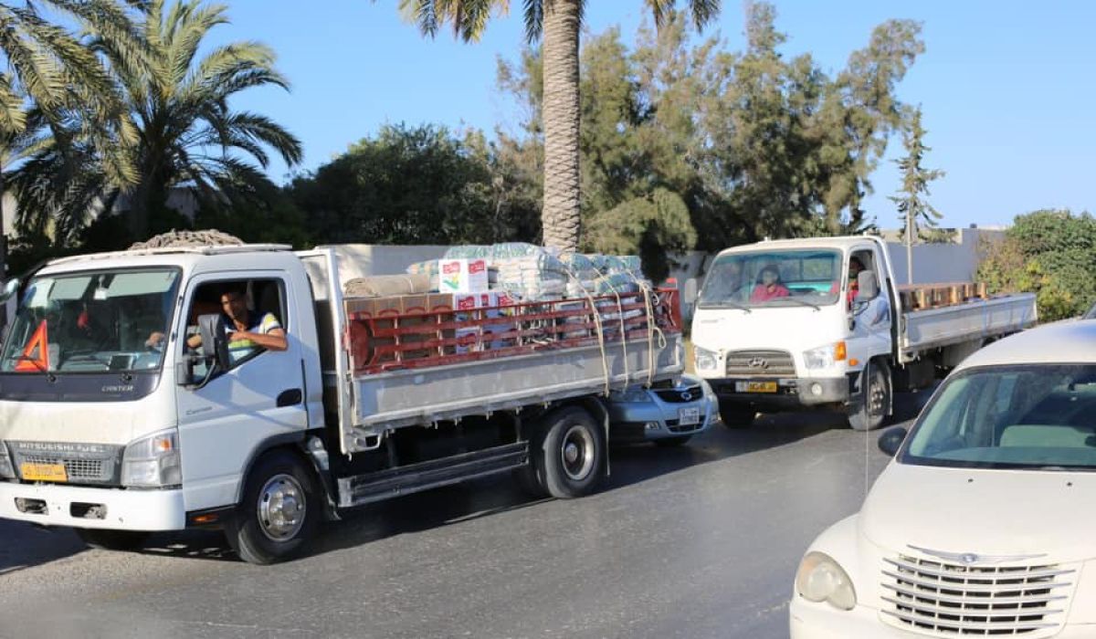 الشركة القابضة للاتصالات تقدم مساعدات لعدد 1620 أسرة نازحة بتاجوراء