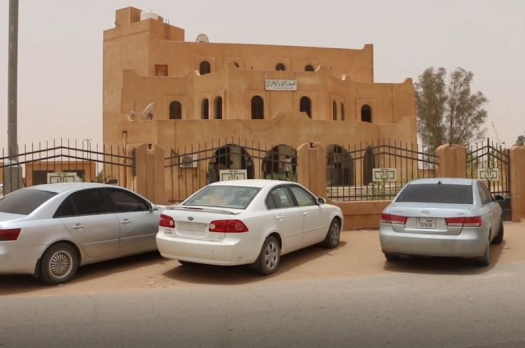 الثني يبحث المشاكل المالية لشركات خدمات النظافة العامة
