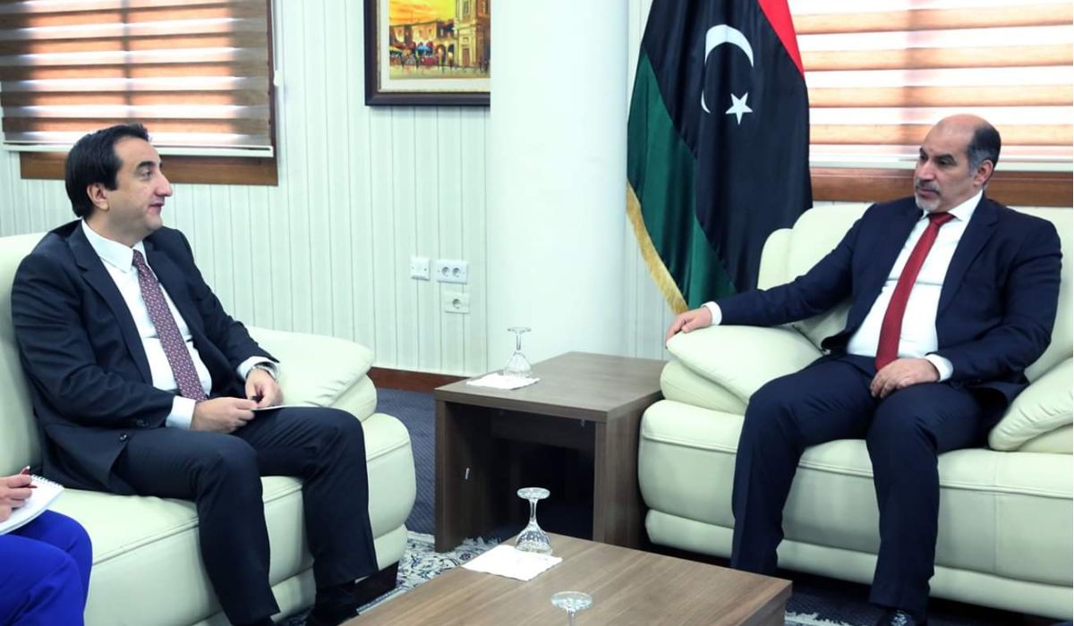 تركيا تعبر عن رغبتها في زيادة عدد المنح الدراسية للطلبة الليبيين