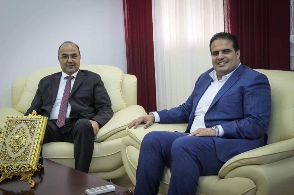 الدبيبة يجتمع مع وفداً من مدينة غريان لمناقشة عدة مواضيع