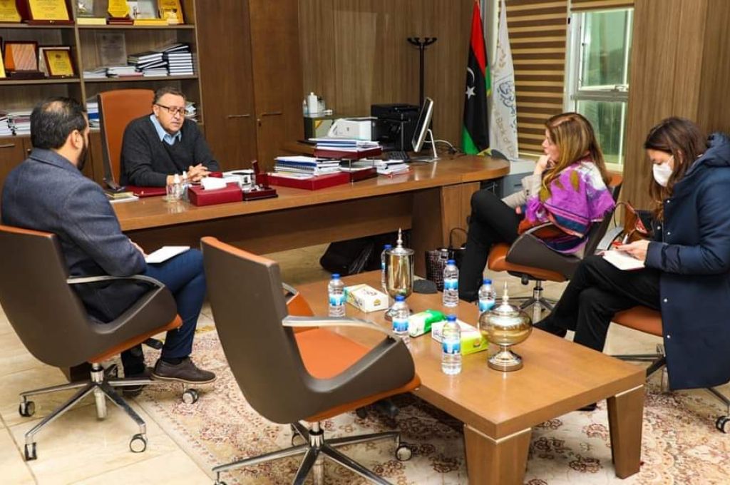 الاتحاد الأوروبي يجدد دعمه لإعادة توحيد المصرف المركزي