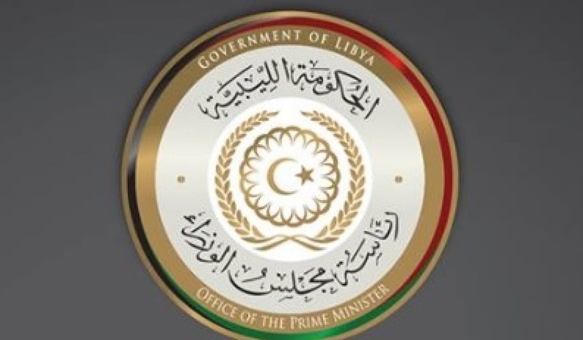 الحكومة المؤقتة تشرع في صيانة مينائي طبرق البحري والحريقة النفطي