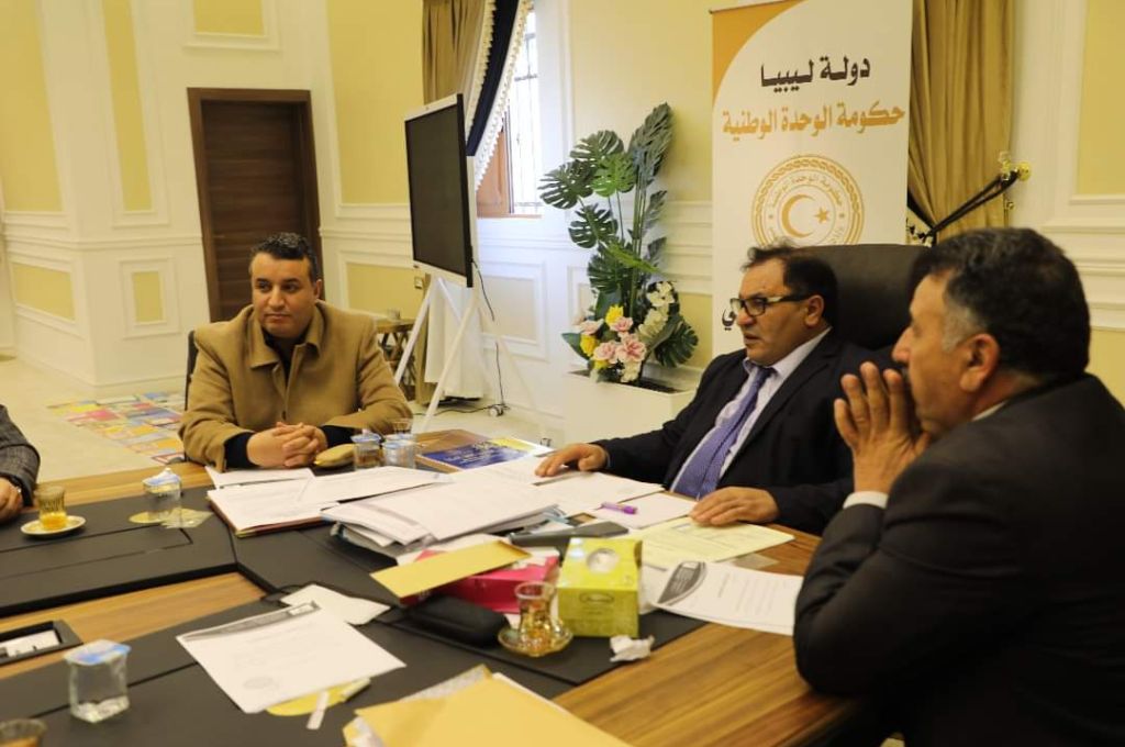"الحويج" يقوم بزيارة تفقدية للبرنامج الوطني للمشروعات الصغرى والمتوسطة