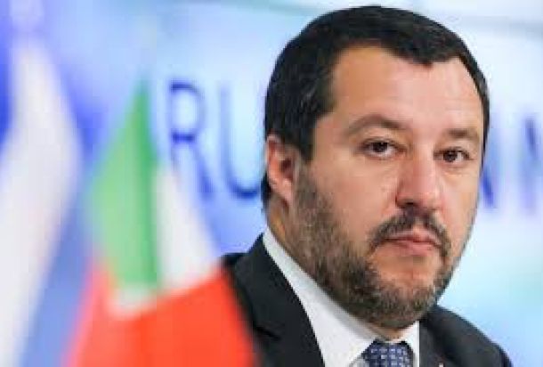 صراع يهز عاصمة ليبيا عضو منظمة الأوبك قد يتفاقم إلى كارثة أنسانية