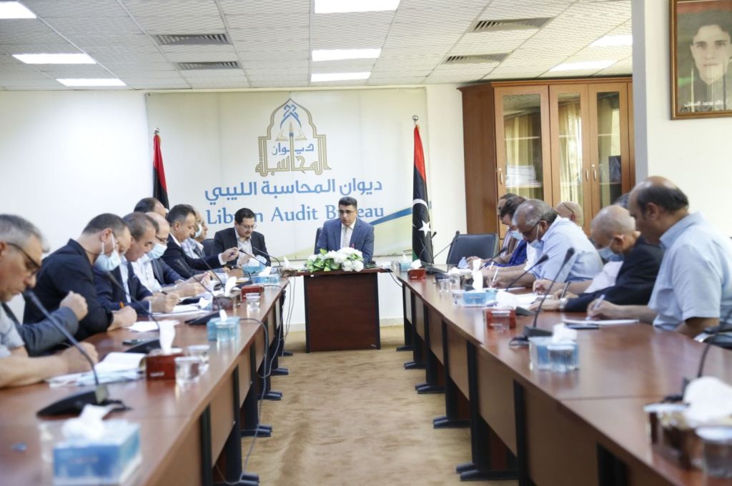 وزير الداخلية يناقش عدة مواضيع مع سفير الإتحاد الأوروبي لدى ليبيا