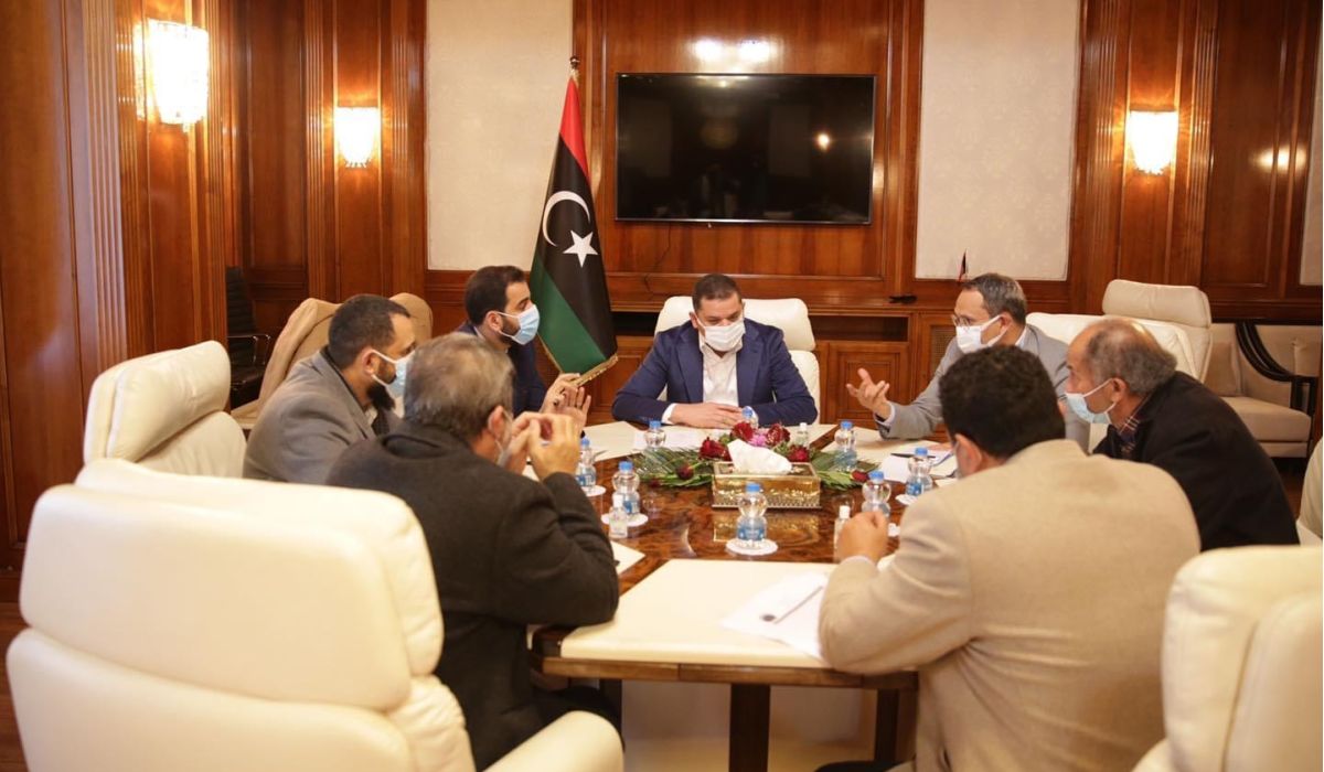 مع التفاصيل .."الدبيبة" يصدر تعليماته بخصوص صرف مكافآت للعاملين بمراكز العزل