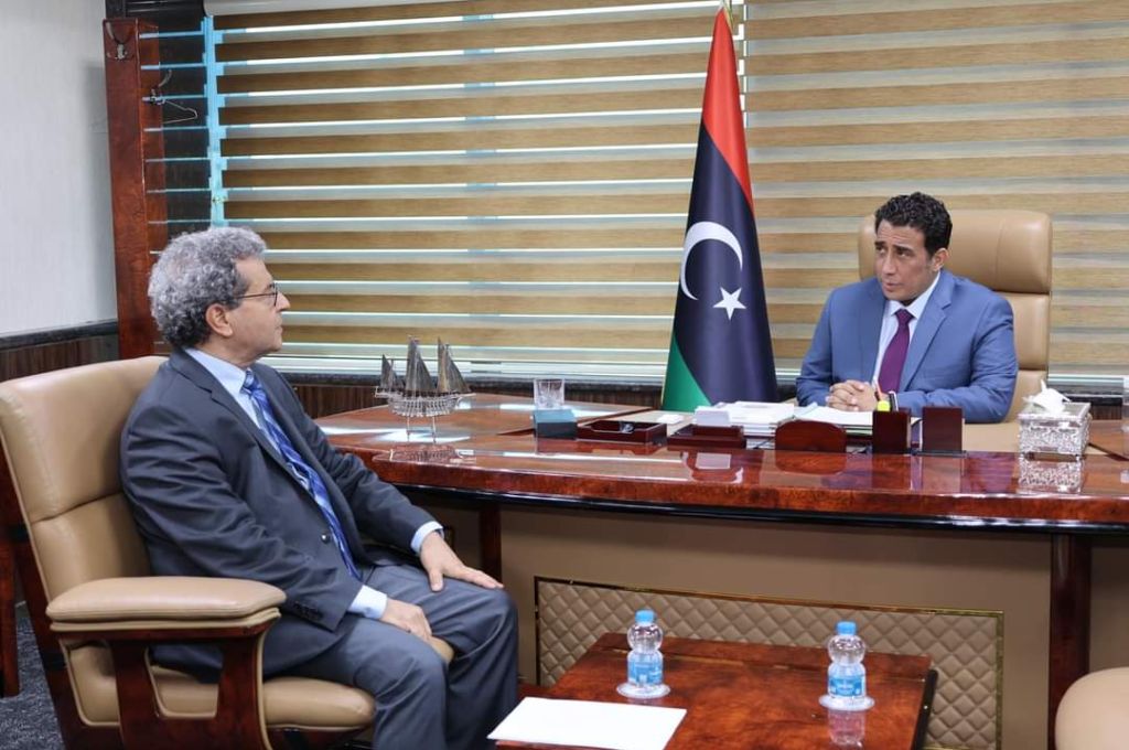 خاص.. وزير الشباب بالوحدة الوطنية يشكل لجان لمناسبة اليوم العالمي للشباب