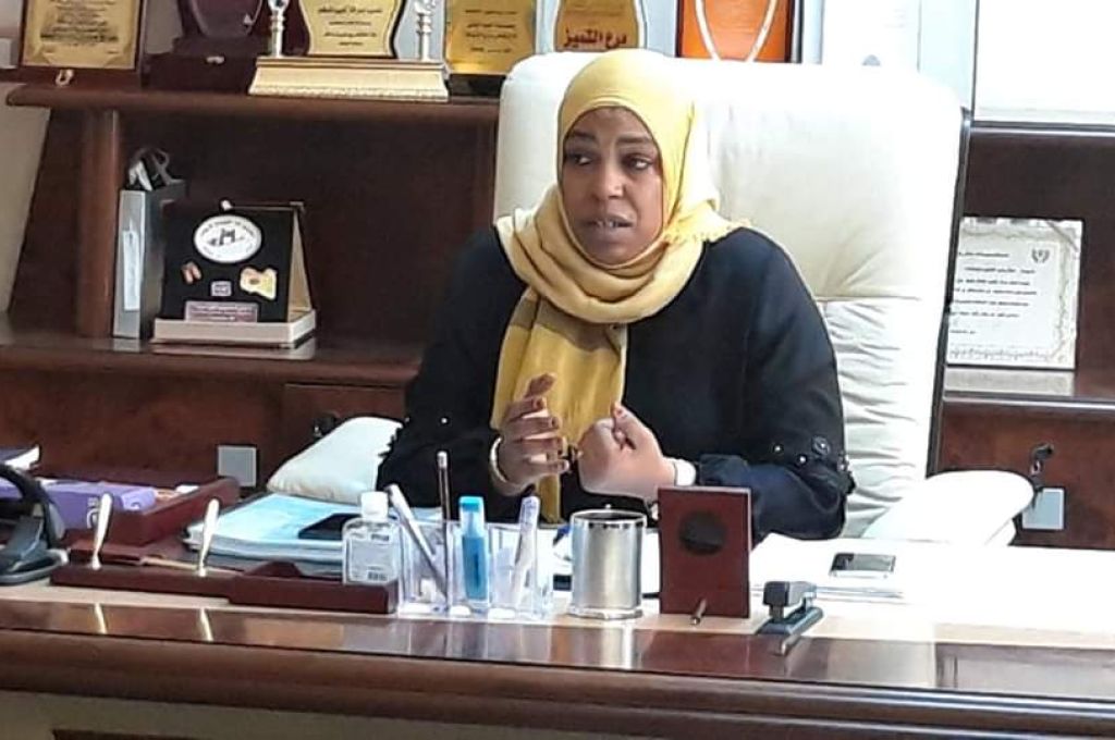 القابضة للاتصالات تقدم مساعدات مادية للمتضررين ببلدية أبو سليم