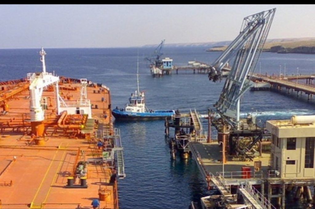 بلدي أوجلة يجتمع لحلحلة أزمة نقص غاز الطهي والدقيق بالمدينة