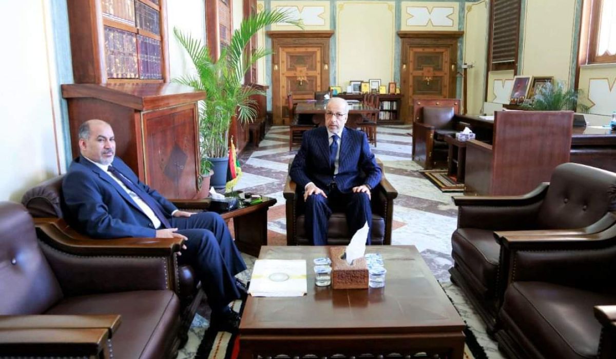 كاجمان يناقش مع الكبير ترتيبات وضع ميزانية 2021‪ ومستجدات كورونا