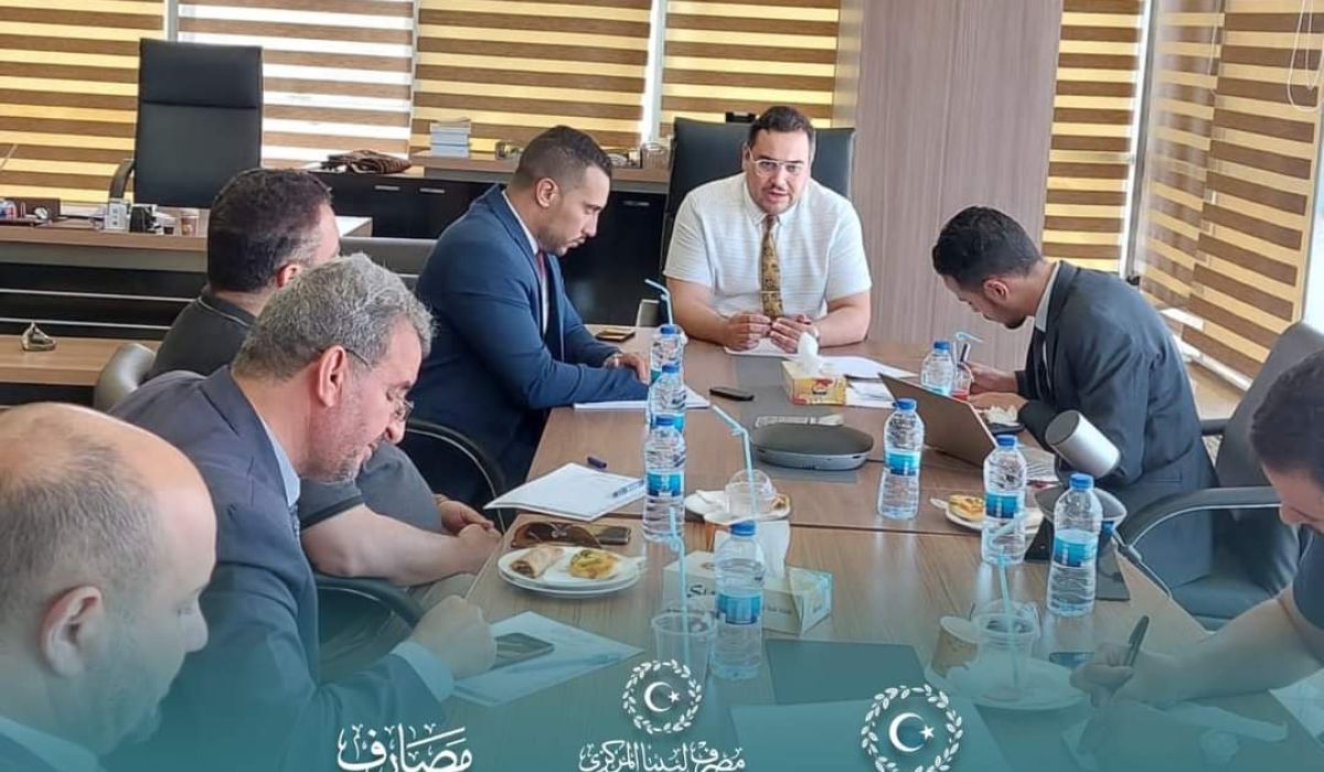 مركزي بنغازي يوقع اتفافية مع البرنامج الوطني للمشروعات الصغرى والمتوسطة