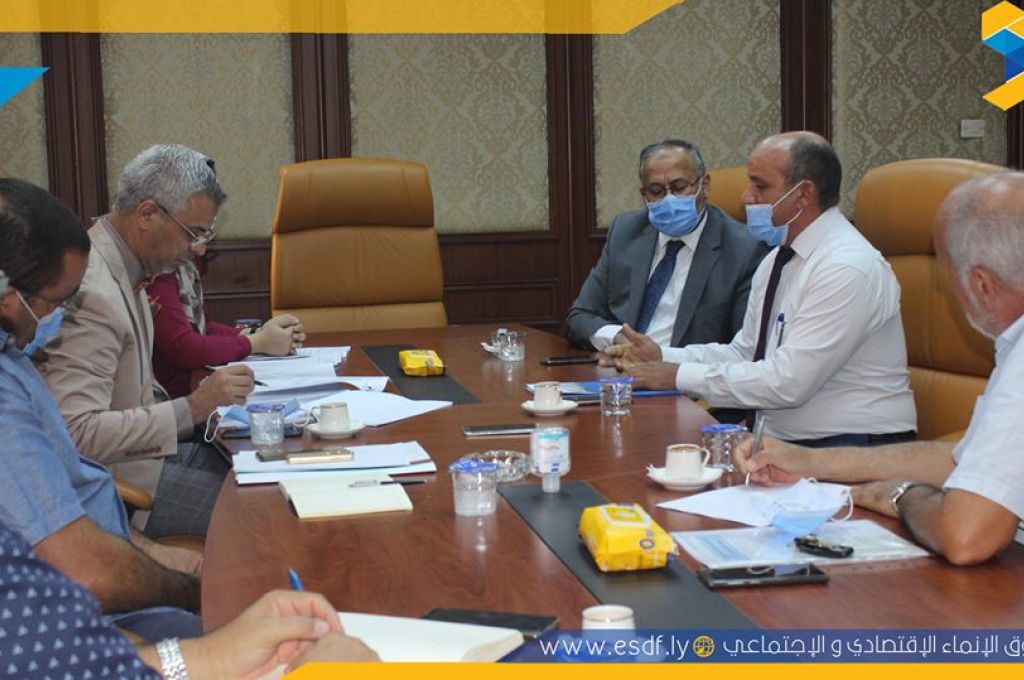 صندوق الإنماء يناقش كيفية إبرام عقد تأمين صحي لموظفيه