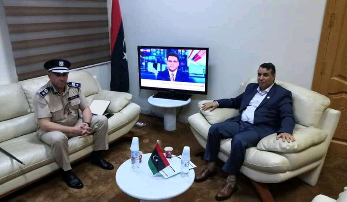 مدير مكتب شؤون النازحين والمهجرين يناقش مع وزير الدولة لشؤون المهجرين جملة من المواضيع