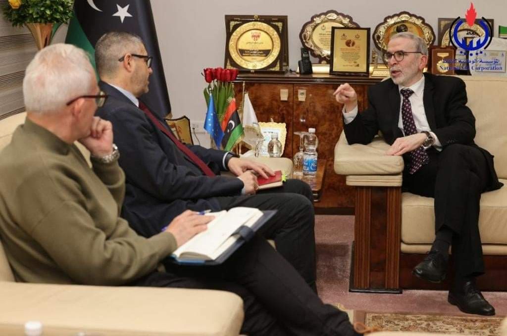 "صنع الله" يبحث مع شركة إيني الإيطالية سُبل التعاون المشترك لتطوير وتحسين عمليات الإنتاج