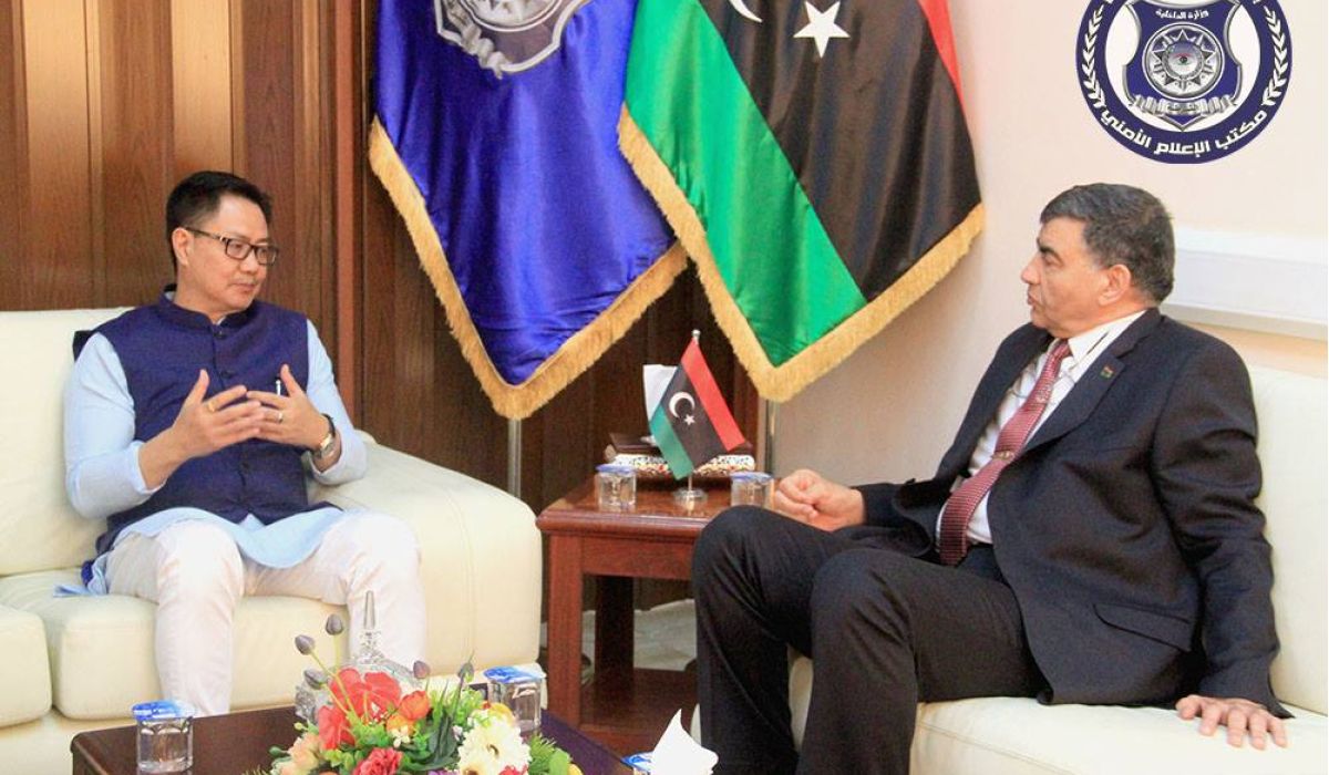 عبد السلام عاشور يبحث عودة الشركات الهندية مع وزير الدولة للشؤون الداخلية الهندي