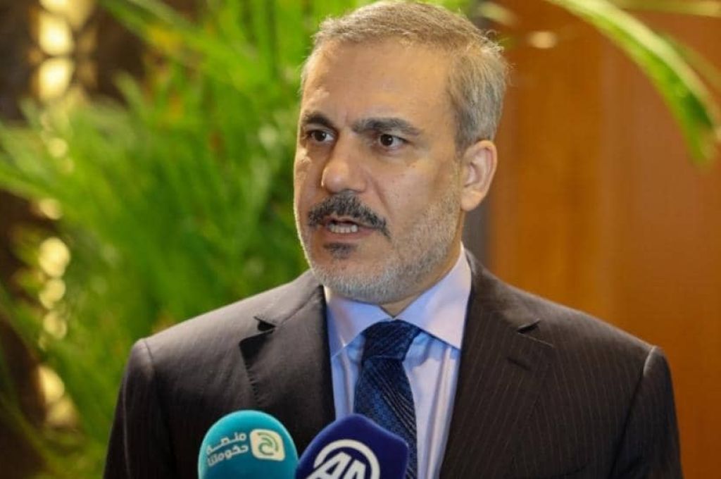 خاص.. "الكبير" يشكل لجنة خاصة ببيع النقد الأجنبي.. وهذه التفاصيل