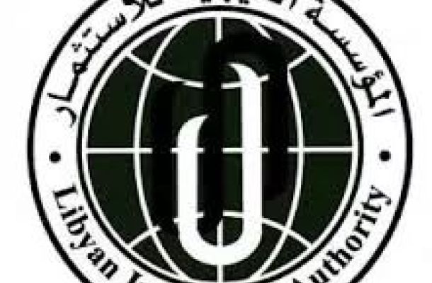 مكافحة التهريب بصبراتة تضبط 20 شاحنة محملة بثلاثة ملايين علبة تونة فارغة موردة باعتماد