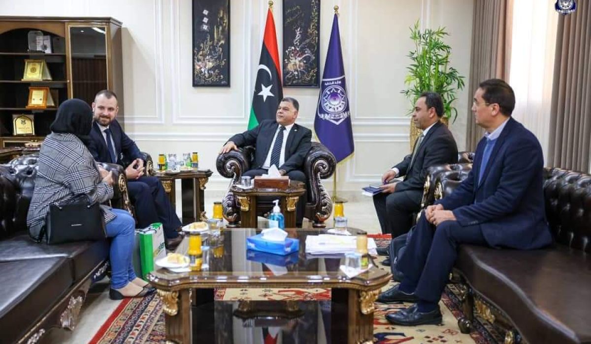 وزير الداخلية يبحث مع القائم بأعمال السفارة المجرية لدى ليبيا آفاق التعاون الأمني المشترك بين البلدين
