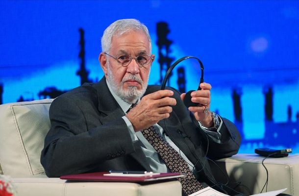 بن قدارة يوقع إتفاقيات نفطية مع إيني الإيطالية و(بي بي)