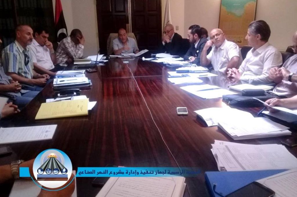 هيئة مكافحة الفساد تكشف تجاوزات مالية لعدد من المسؤولين من بينهم رئيس هيئة الأوقاف