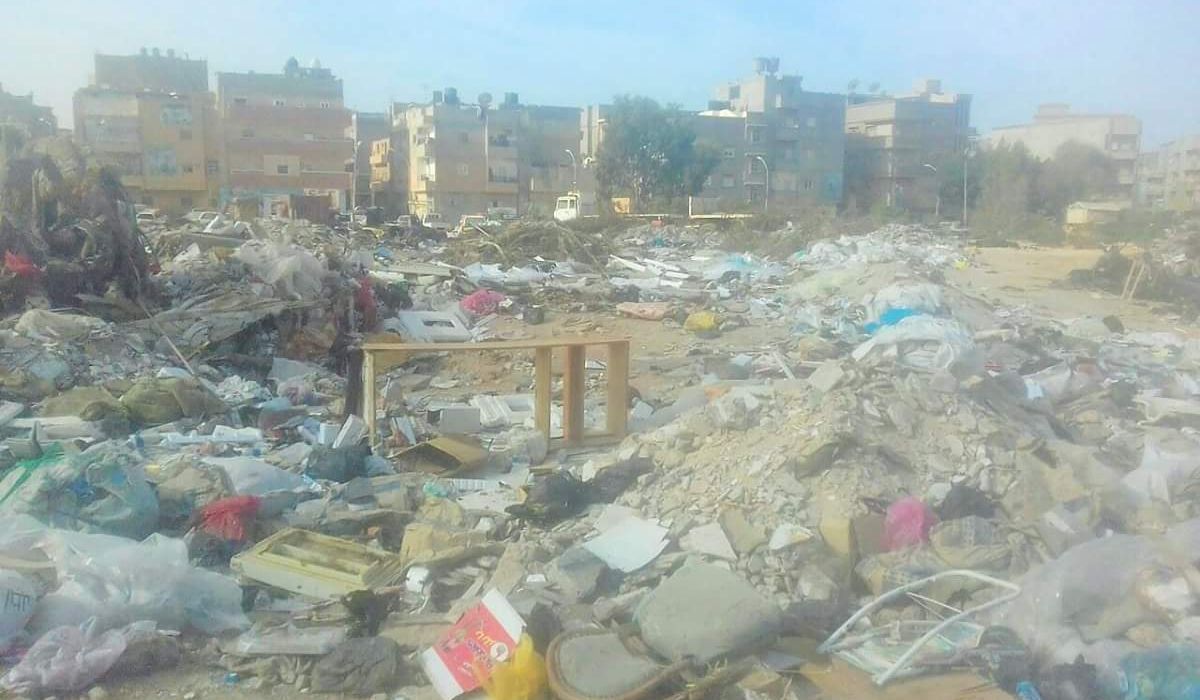 بلدية بنغازي تستمر في حملة مسح للنظافة العامة بمنطقة الماجورى